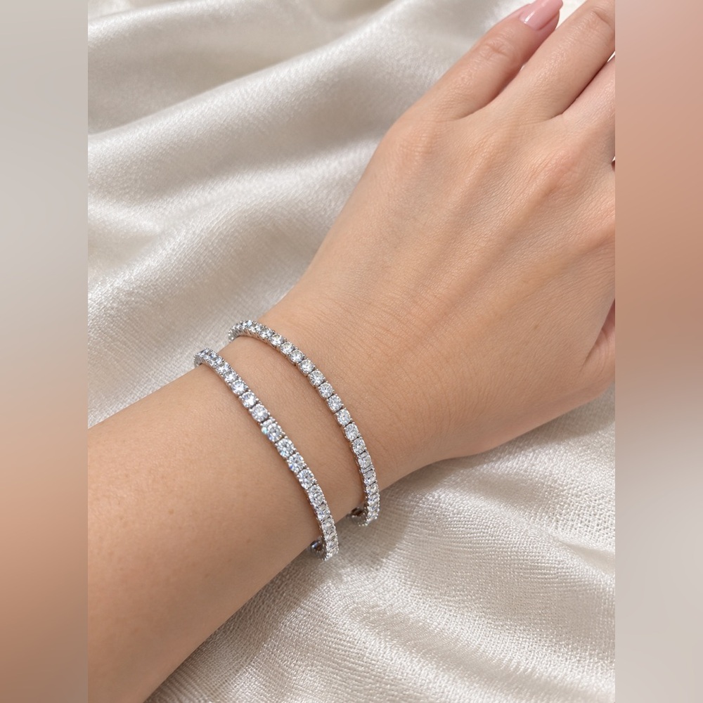 925 Sterling Silver 6.00CTW MOISSANITE Tennis Bracelet - 6.5" - Picture 7 of 12